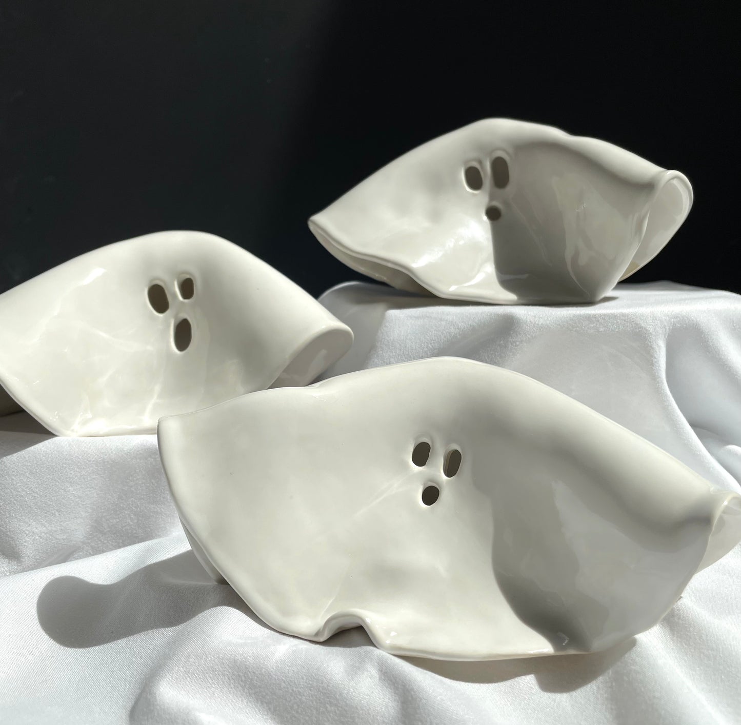 Basic Gs - Ceramic Luminary Ghosts