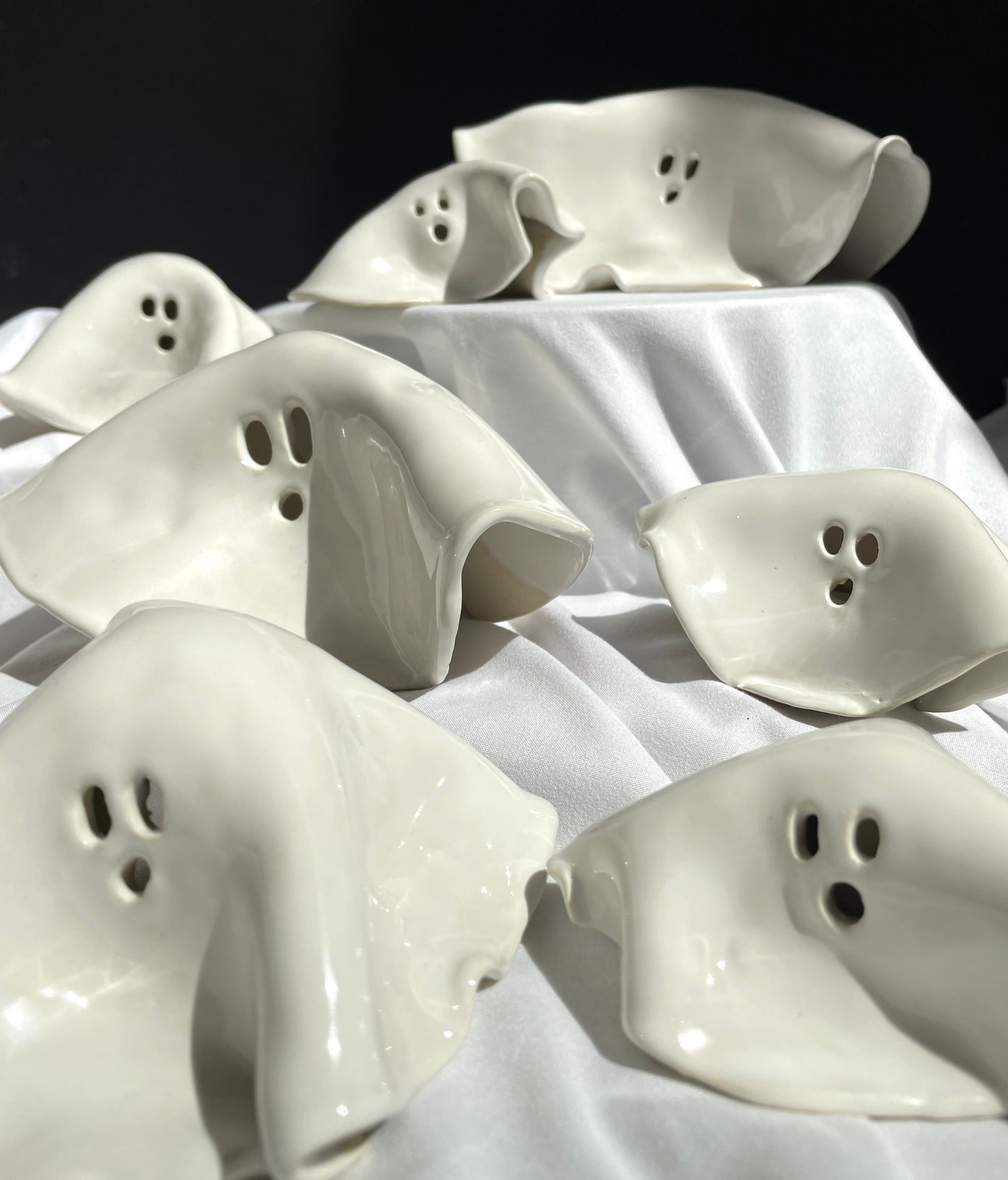 Basic Gs - Ceramic Luminary Ghosts