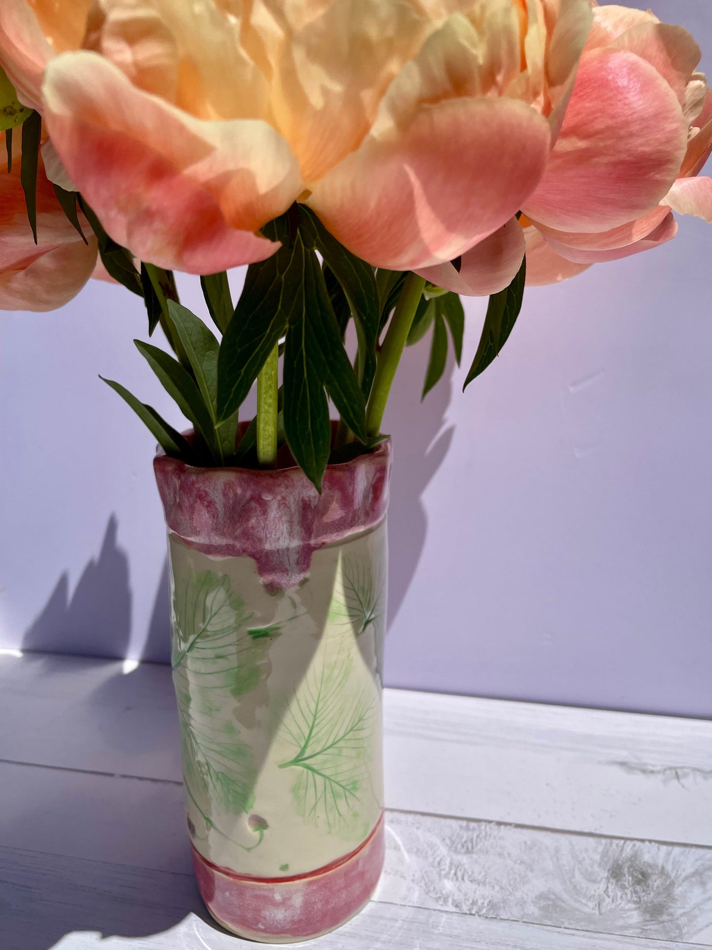 Strawb Vase