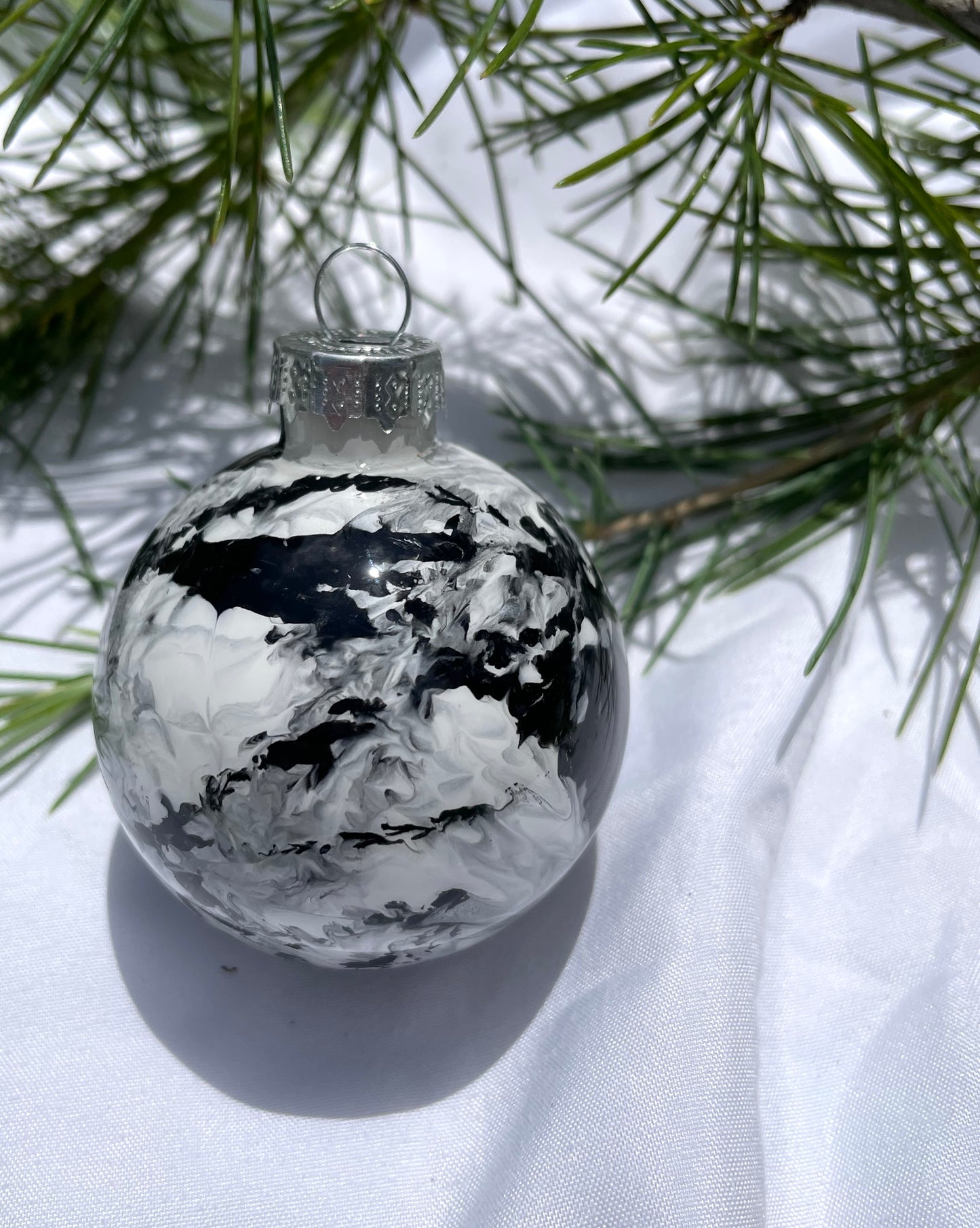 Othello - Hand Painted Glass Baubles