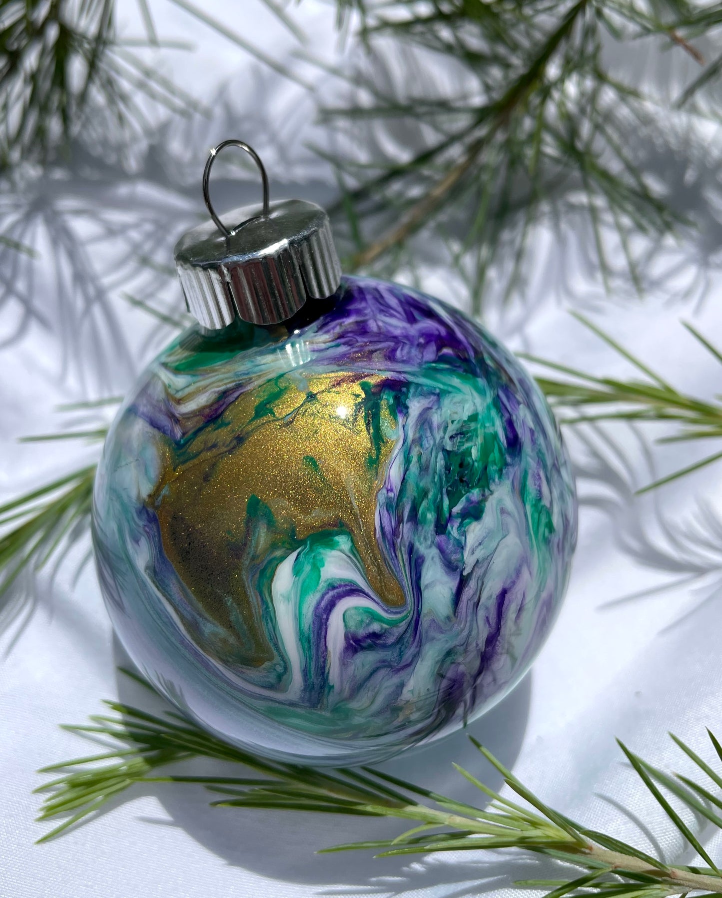 Sierra Woods - Hand Painted Glass Baubles